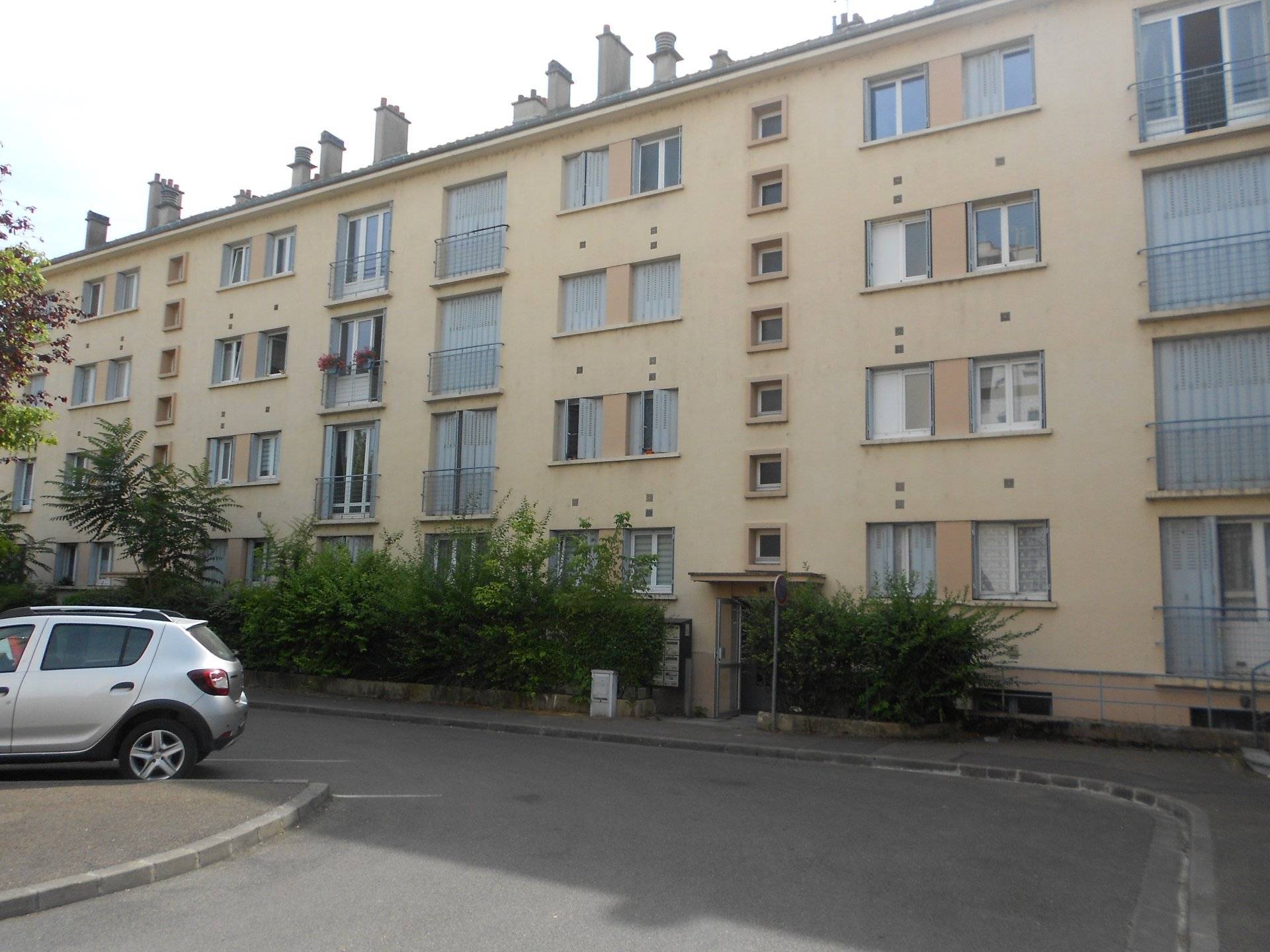 Rental Apartment Sainte-Savine